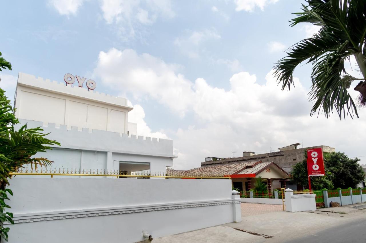 Oyo 2895 Paranginan Residence Medan Exteriör bild